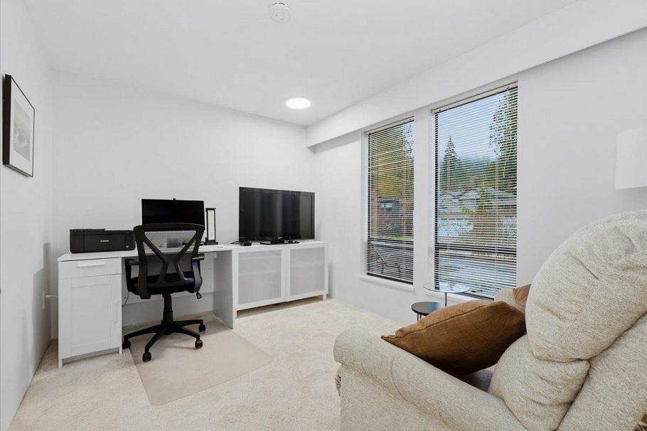 1341 Wellington Drive North Vancouver, BC - 29