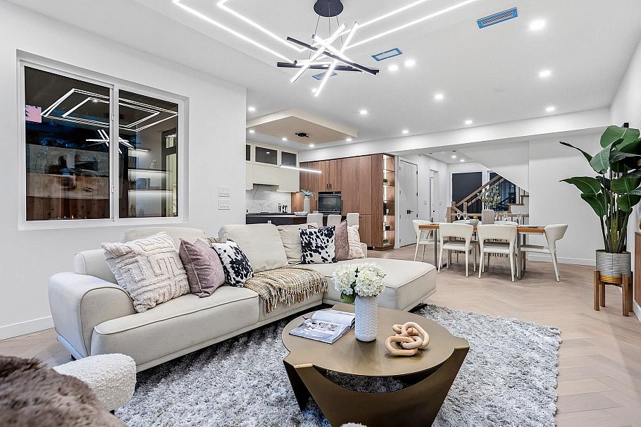 1921 Tatlow Avenue North Vancouver, BC - 8