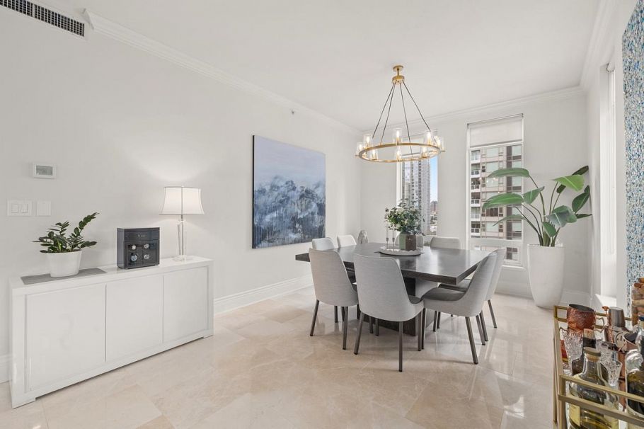 1102 1280 Richards Street Vancouver, BC - 11