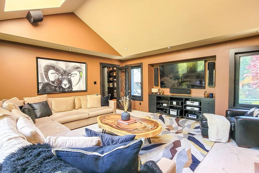 5125 Indian River Drive North Vancouver, BC - 21