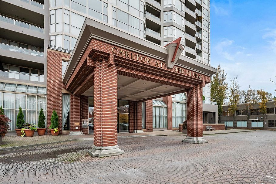 503 1327 E Keith Road North Vancouver, BC - 2