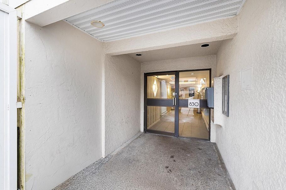 201 830 E 7th Avenue Vancouver, BC - 24