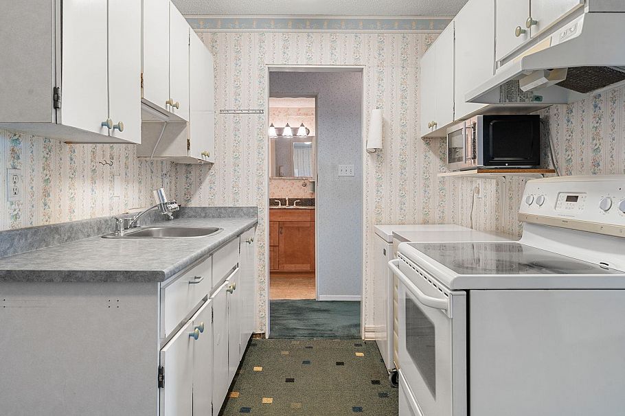 201 225 W 3rd Street North Vancouver, BC - 19