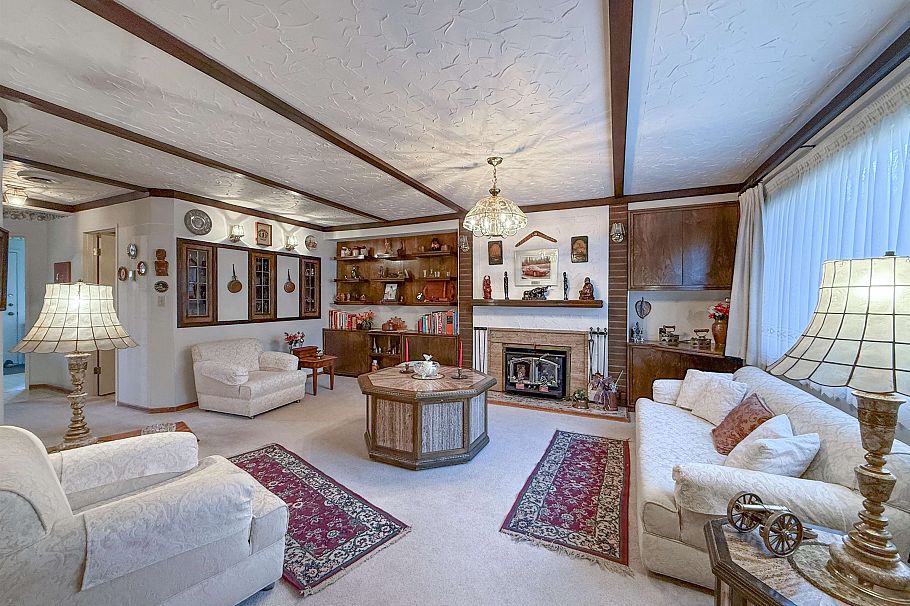 6816 Ontario Street Vancouver, BC - 5