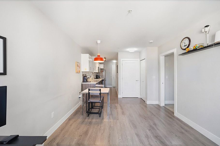 302 3939 Knight Street Vancouver, BC - 16