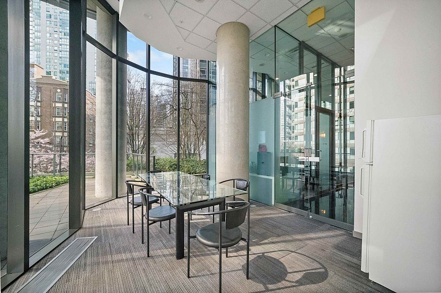 1001 1331 W Georgia Street Vancouver, BC - 24
