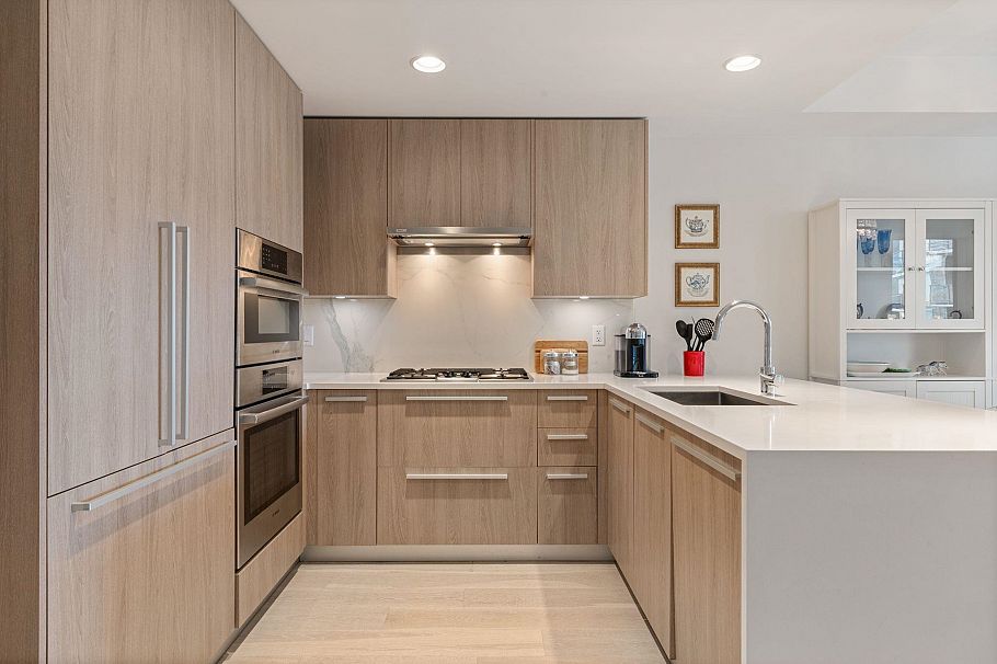 402 2738 Library Lane North Vancouver, BC - 7