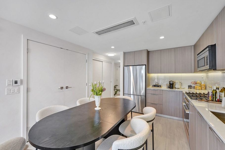 1102 1401 Hunter Street Vancouver, BC - 12