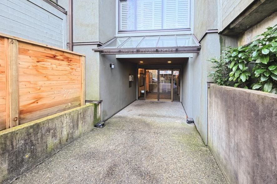 408 1476 W 10th Avenue Vancouver, BC - 19