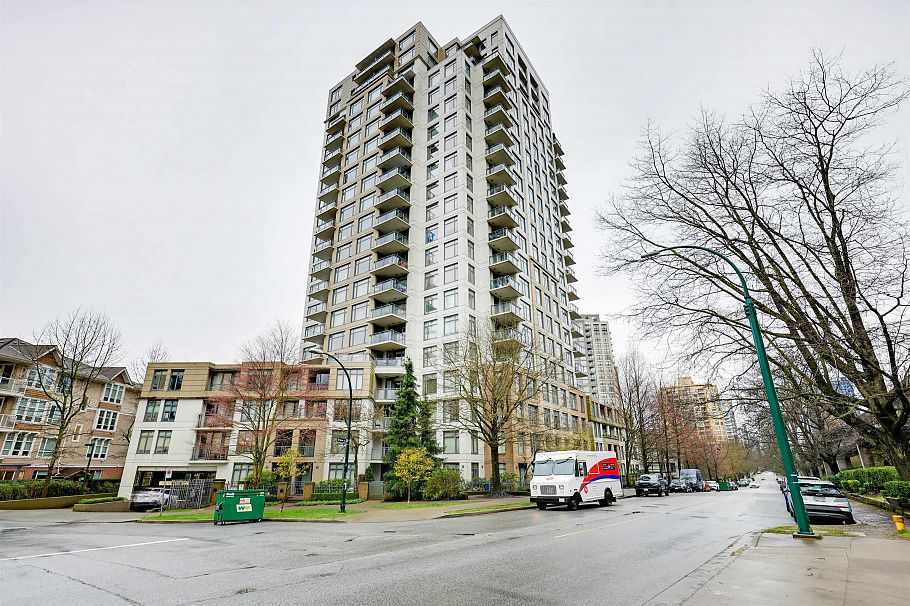 1202 3660 Vanness Avenue Vancouver, BC - 1