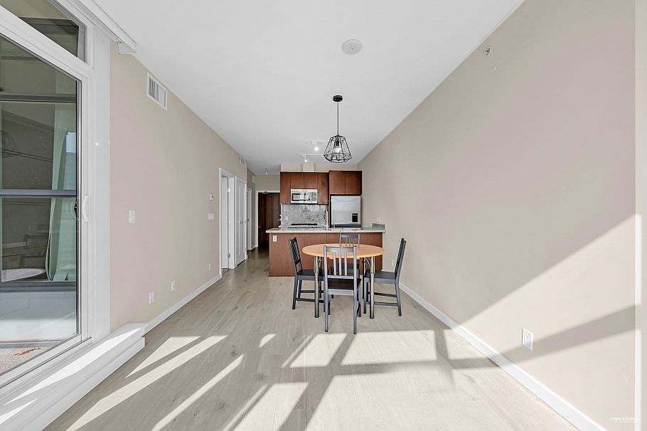 304 8633 Capstan Way Richmond, BC - 11