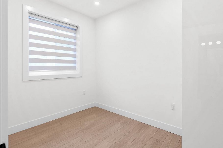 333 E 64th Avenue Vancouver, BC - 18