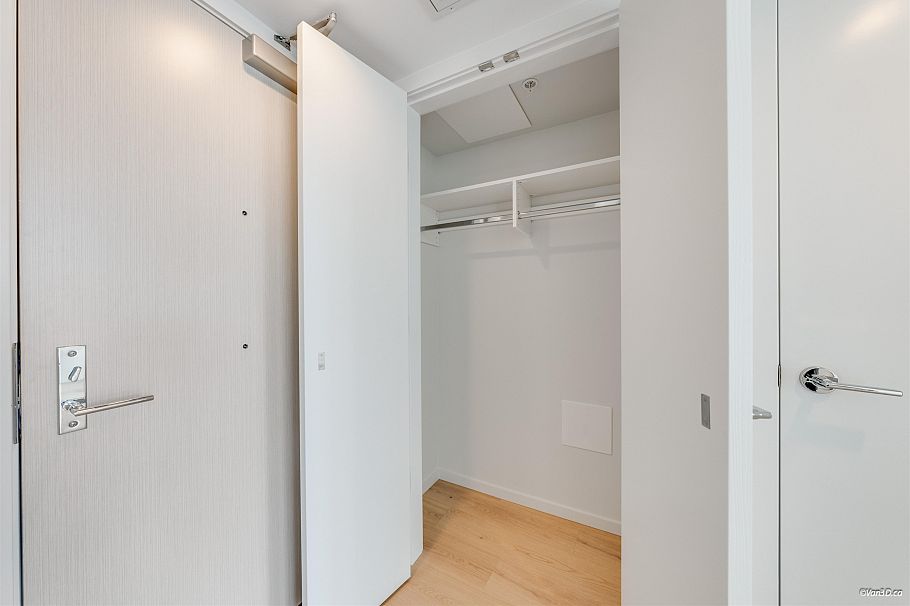 366 5189 Earles Street Vancouver, BC - 15