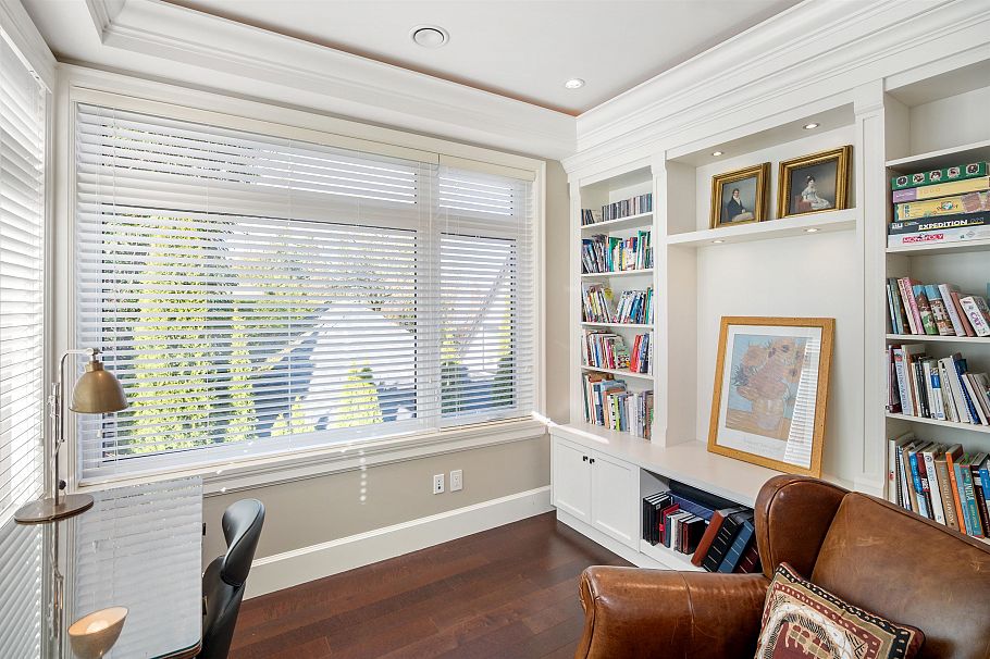 4578 Puget Drive Vancouver, BC - 10