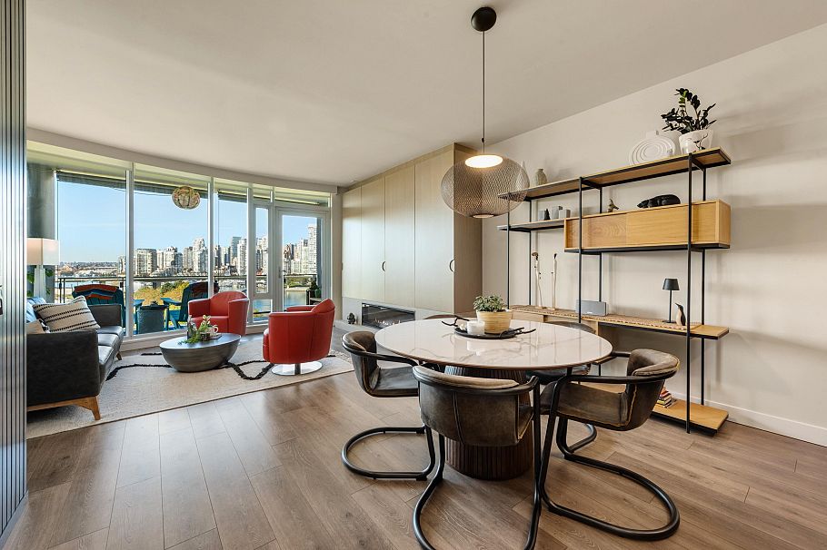 805 1616 Columbia Street Vancouver, BC - 9