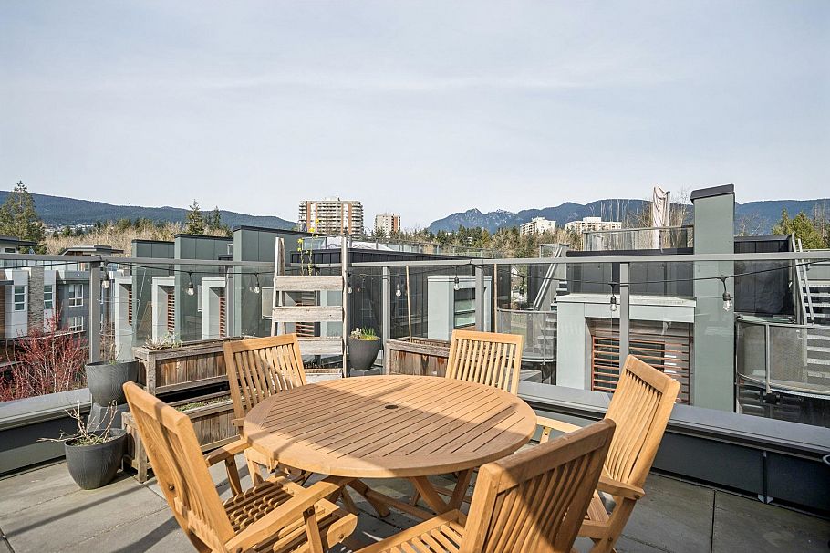 222 2060 Curling Road North Vancouver, BC - 25