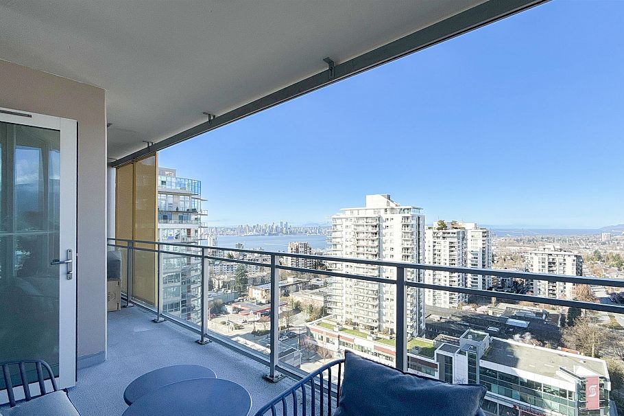 1607 125 E 14th Street North Vancouver, BC - 22