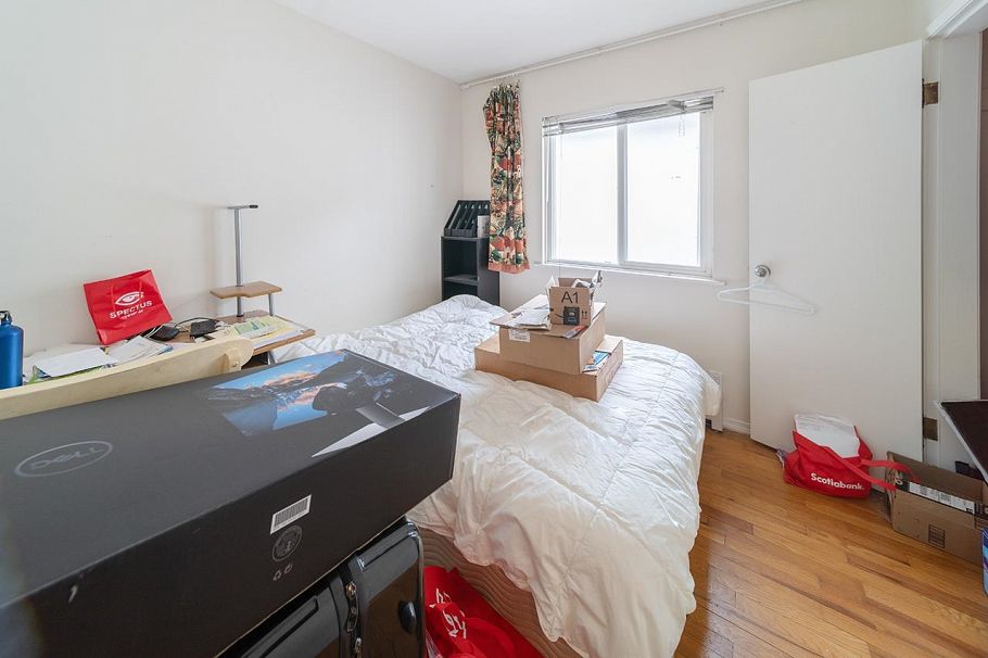 4663 W 15th Avenue Vancouver, BC - 16