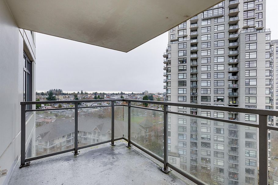 1202 3660 Vanness Avenue Vancouver, BC - 26