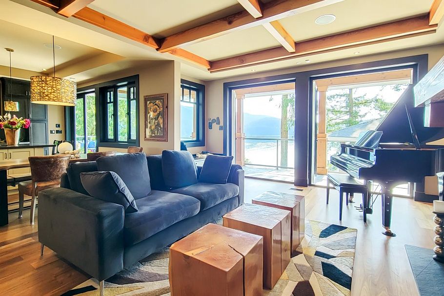 5125 Indian River Drive North Vancouver, BC - 12