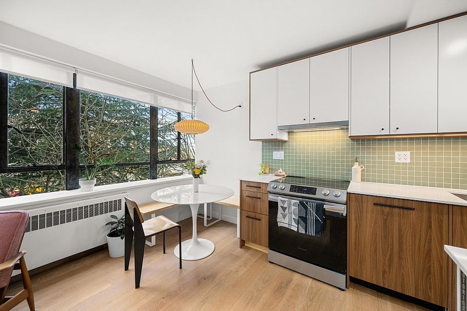 320 1445 Marpole Avenue Vancouver, BC - 11