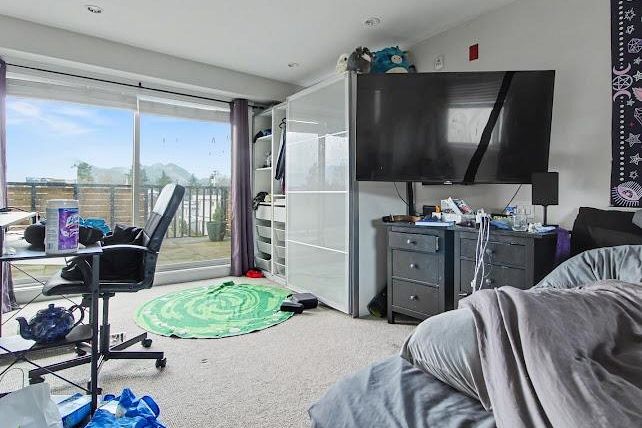 2412 Dundas Street Vancouver, BC - 14