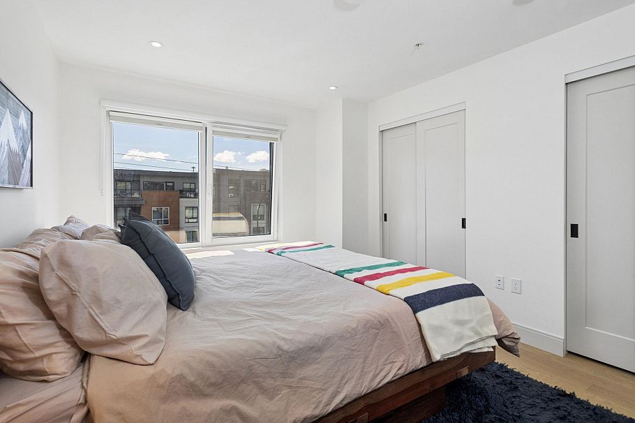 2 632 E 3rd Street North Vancouver, BC - 17