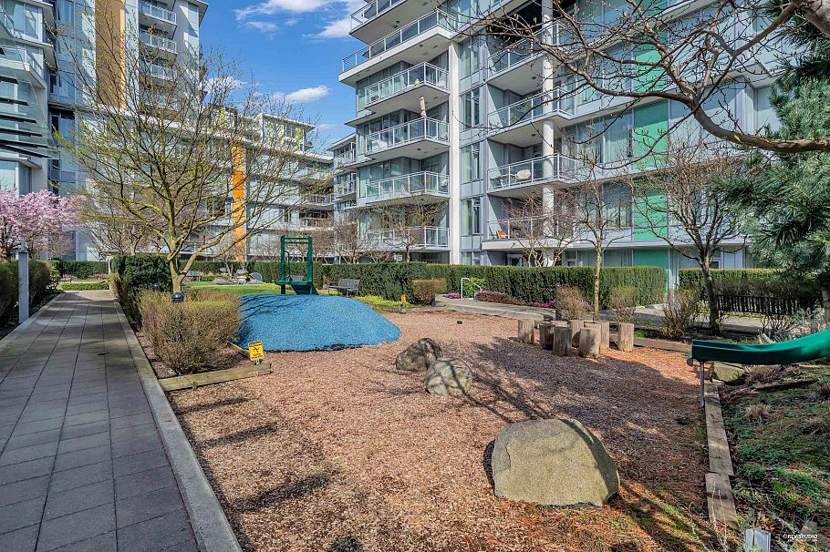 304 8633 Capstan Way Richmond, BC - 30