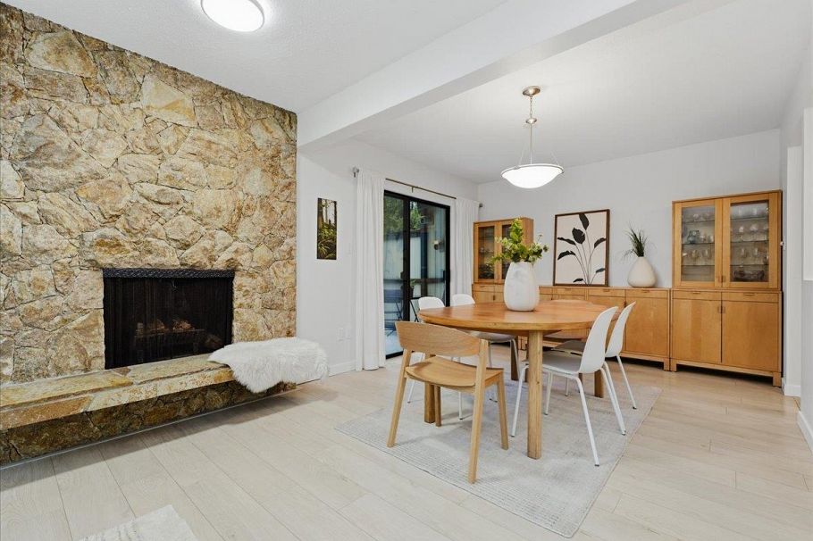 1341 Wellington Drive North Vancouver, BC - 9