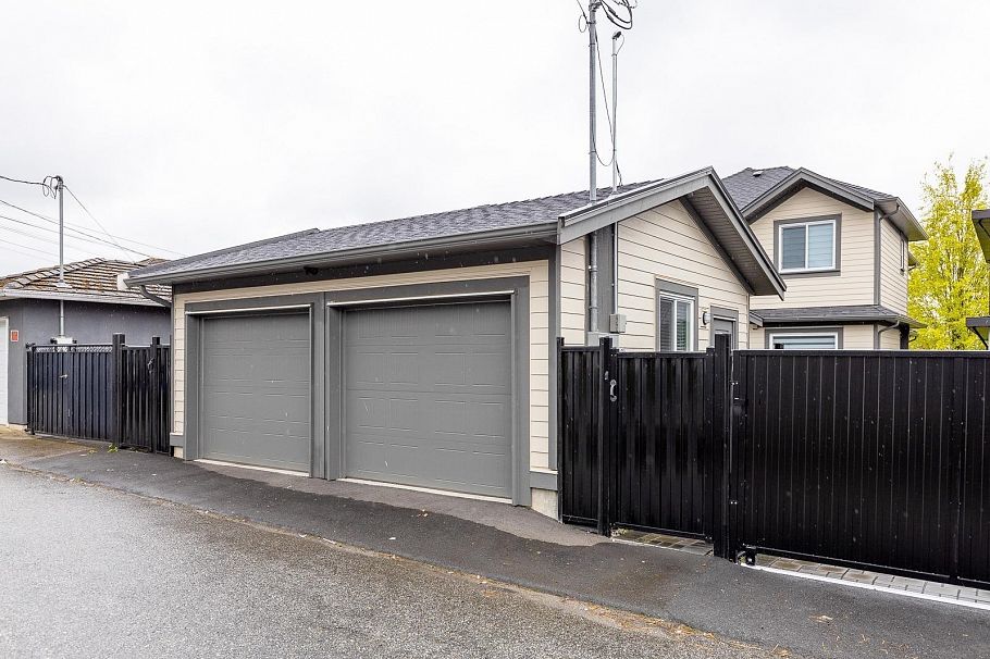 333 E 64th Avenue Vancouver, BC - 31