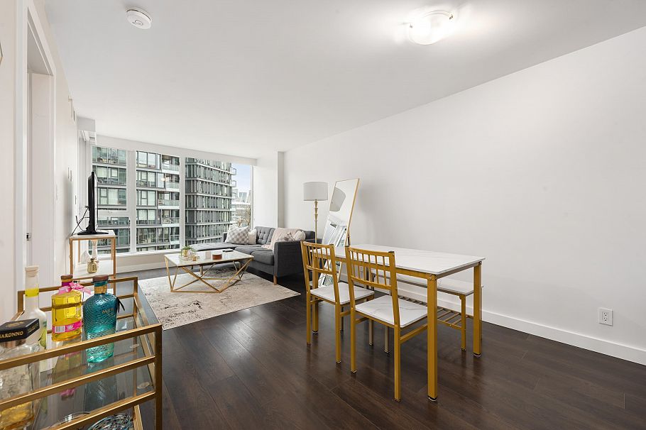 708 1618 Quebec Street Vancouver, BC - 5