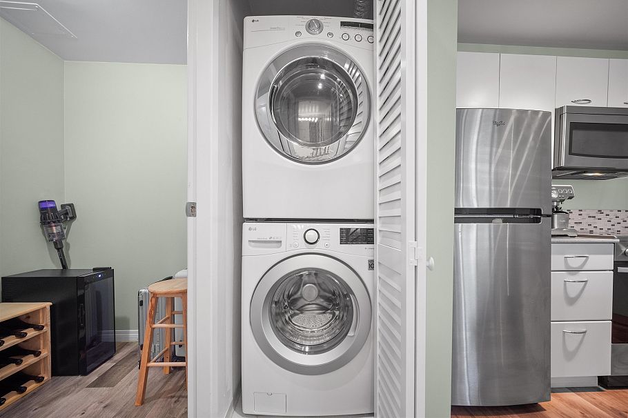 1001 1331 W Georgia Street Vancouver, BC - 17