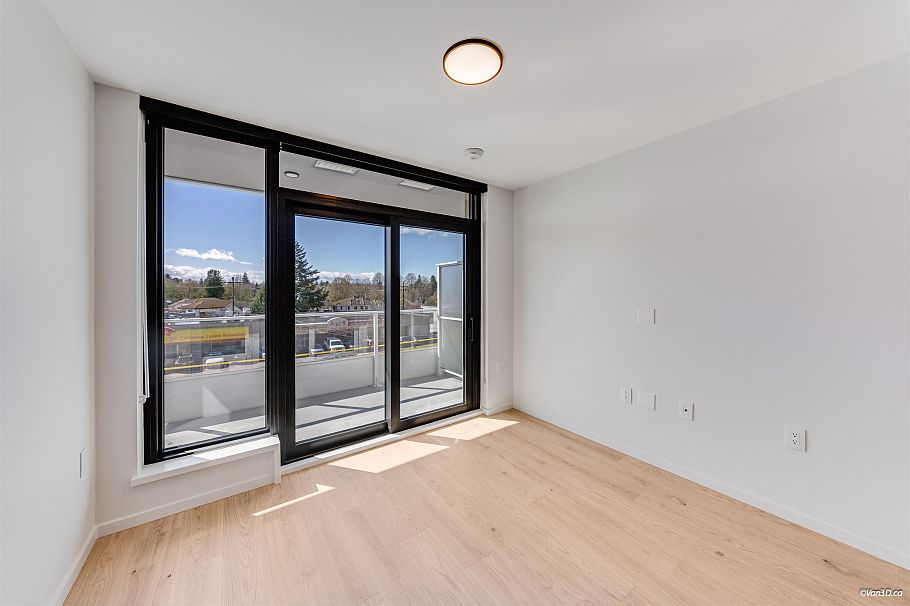 366 5189 Earles Street Vancouver, BC - 8