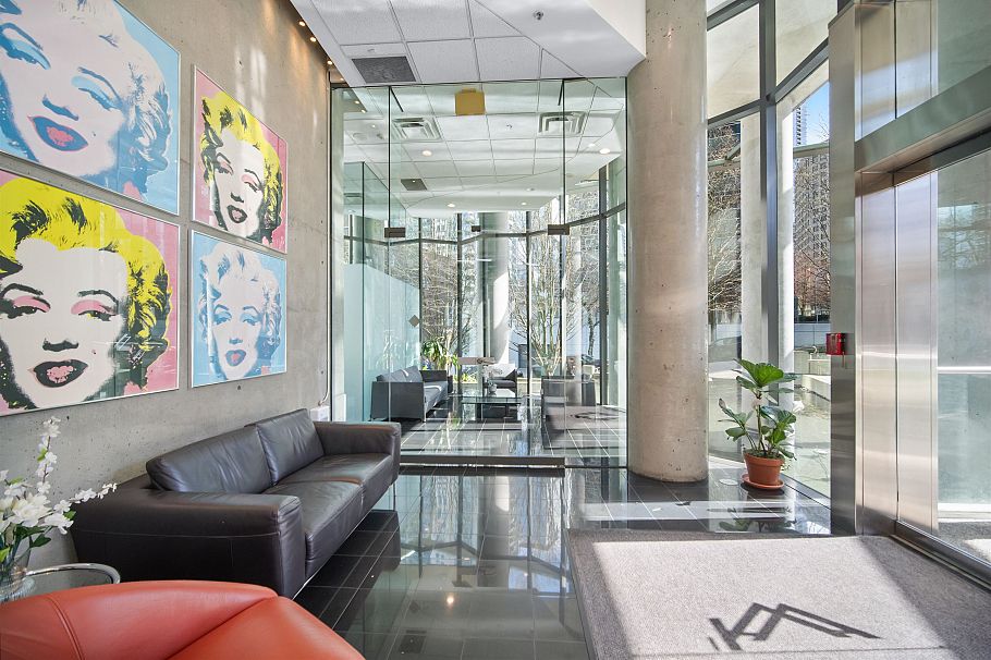 1001 1331 W Georgia Street Vancouver, BC - 21