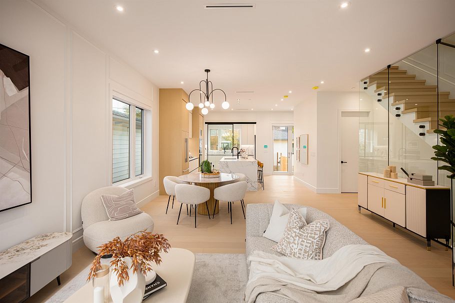 7380 Maple Street Vancouver, BC - 8