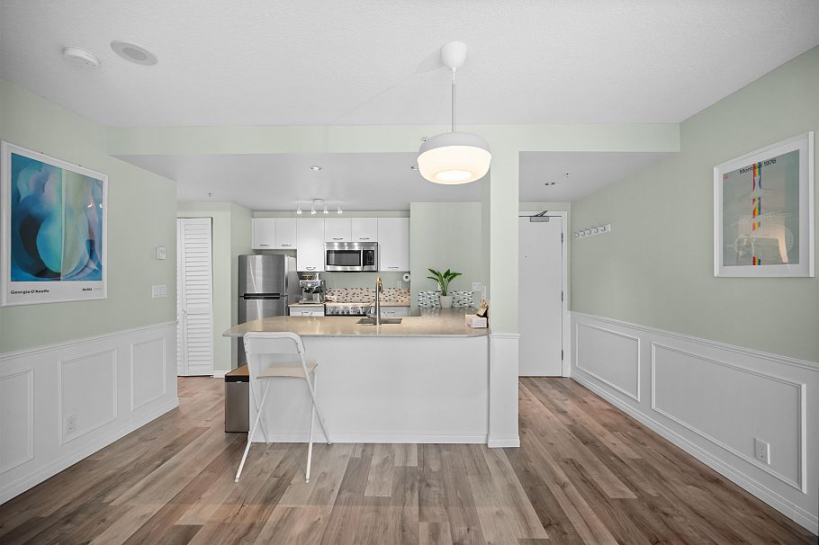 1001 1331 W Georgia Street Vancouver, BC - 6