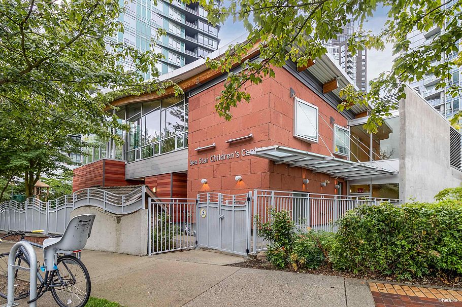 606 455 Beach Crescent Vancouver, BC - 36