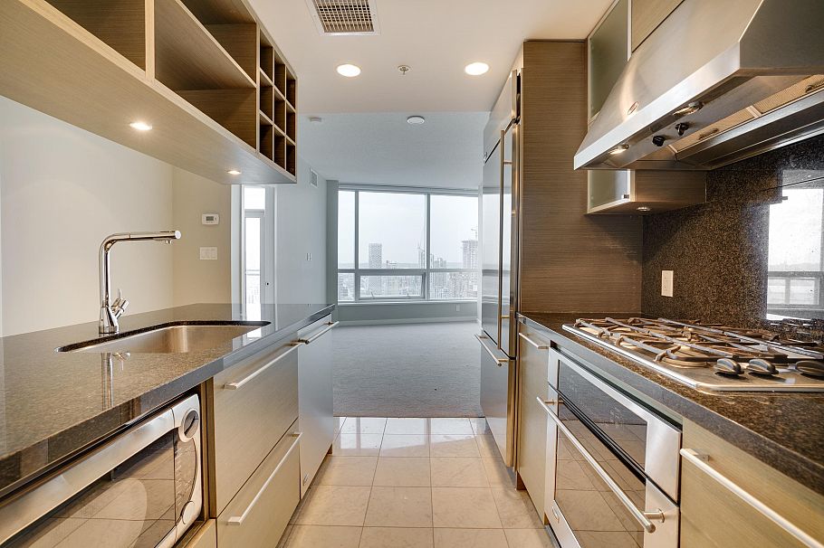 3105 833 Seymour Street Vancouver, BC - 3