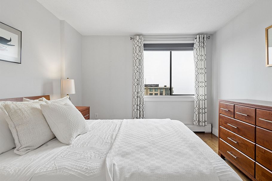 903 701 W Victoria Park North Vancouver, BC - 18