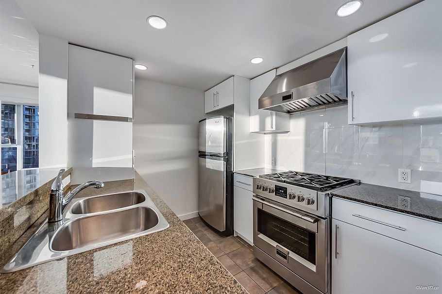 606 455 Beach Crescent Vancouver, BC - 14