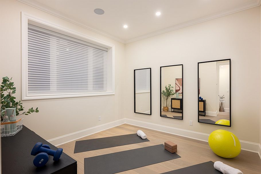 2181 W 20th Avenue Vancouver, BC - 23