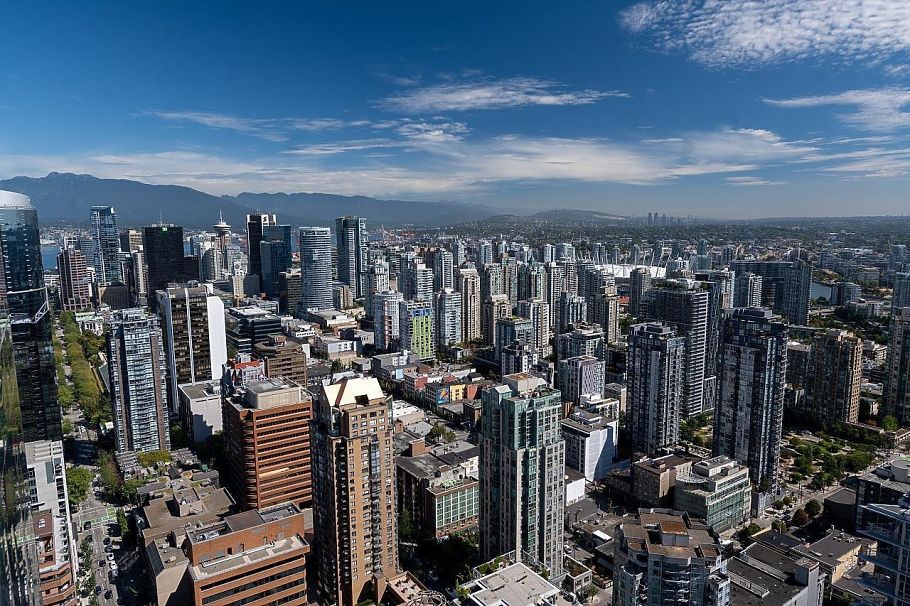 5105 1289 Hornby Street Vancouver, BC - 25