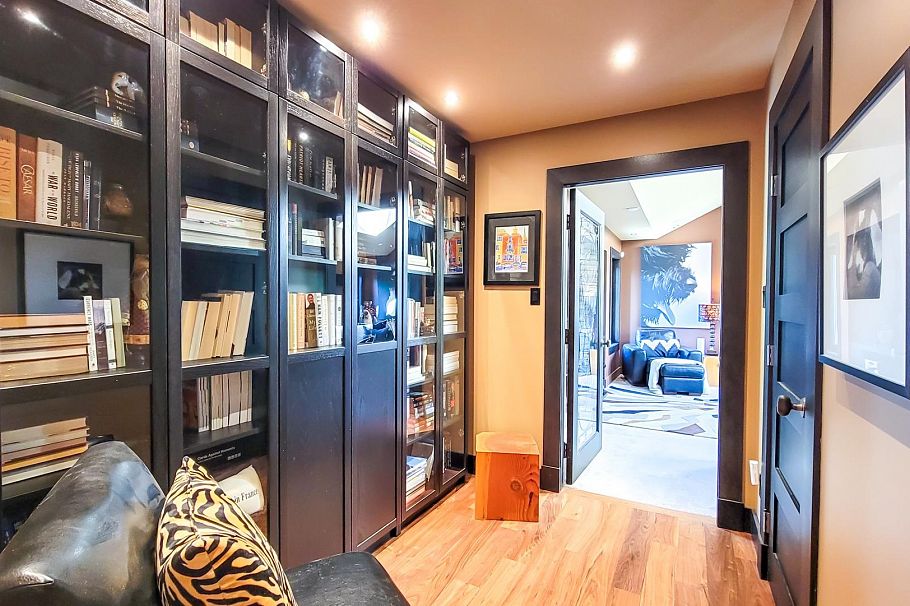 5125 Indian River Drive North Vancouver, BC - 24