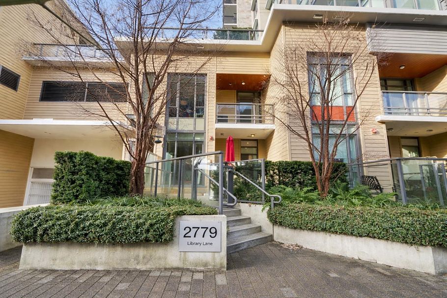 2779 Library Lane North Vancouver, BC - 2