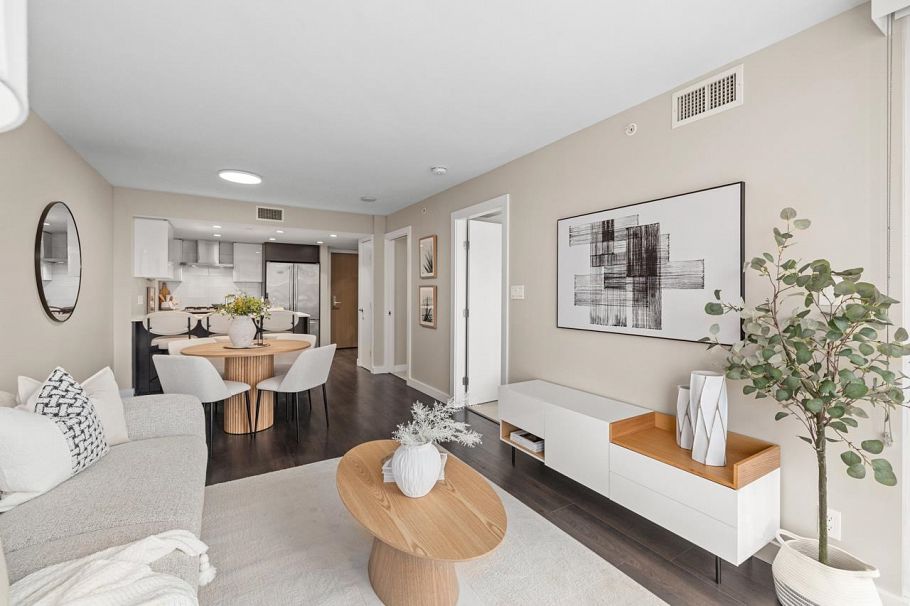 806 1618 Quebec Street Vancouver, BC - 5