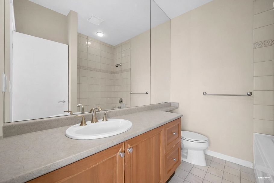 6190 Cambie Street Vancouver, BC - 10