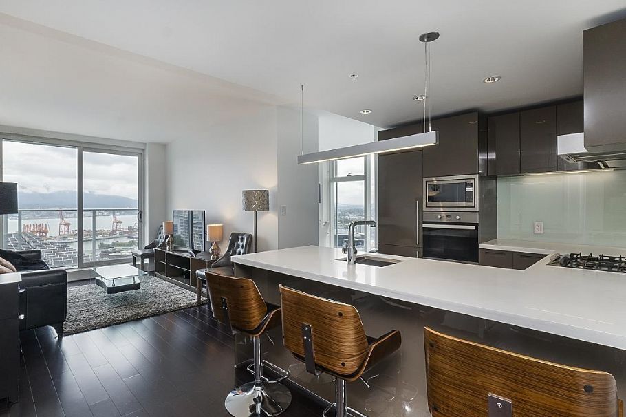 4007 777 Richards Street Vancouver, BC - 5