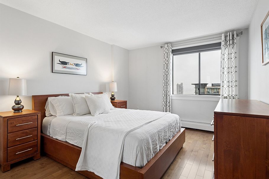 903 701 W Victoria Park North Vancouver, BC - 17