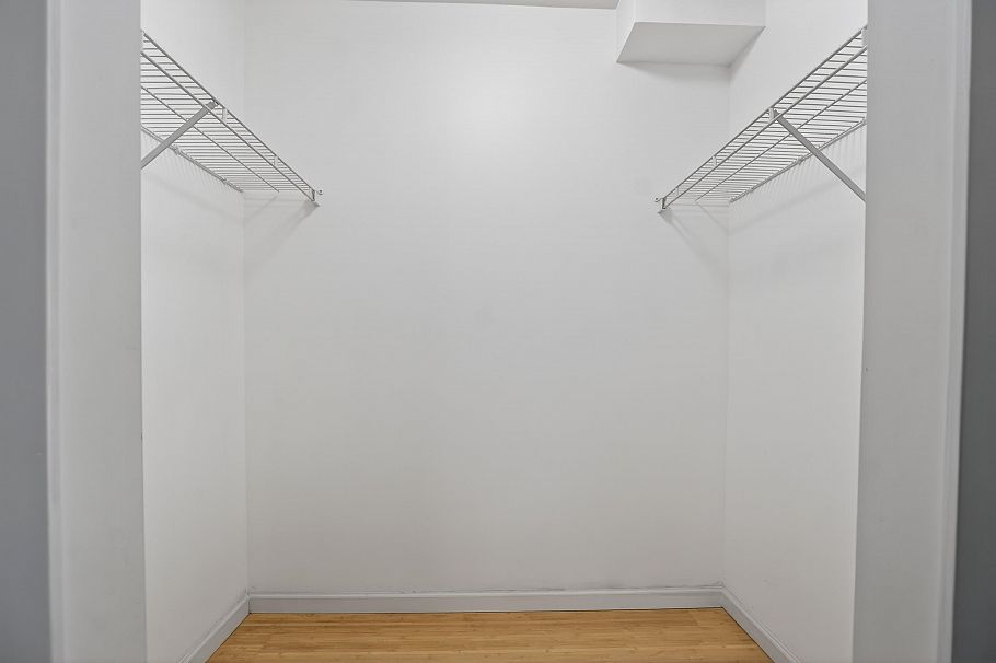 103 108 W Esplanade North Vancouver, BC - 18