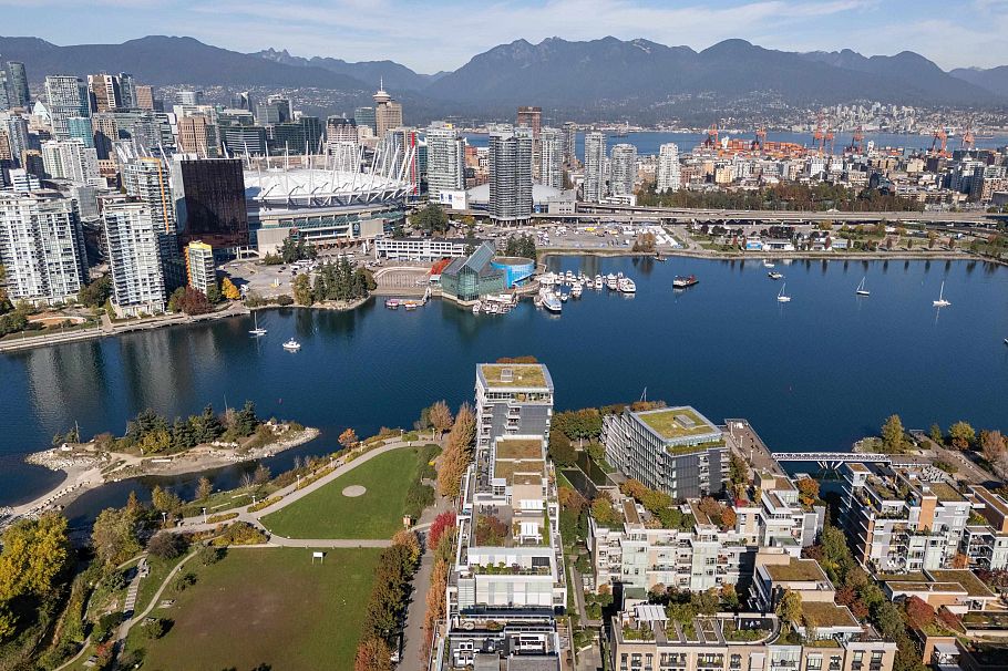 805 1616 Columbia Street Vancouver, BC - 34